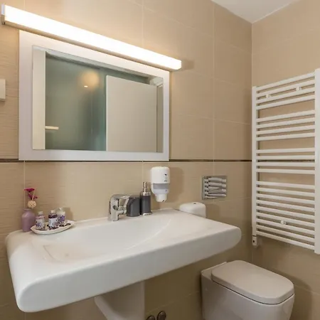 Nav Apartmán *