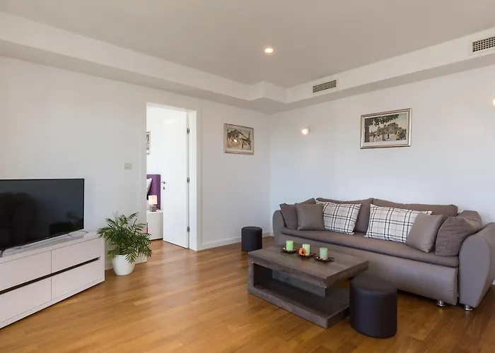 Apartament Nav *