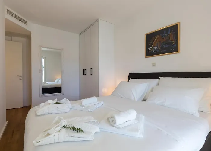 Nav Apartament *