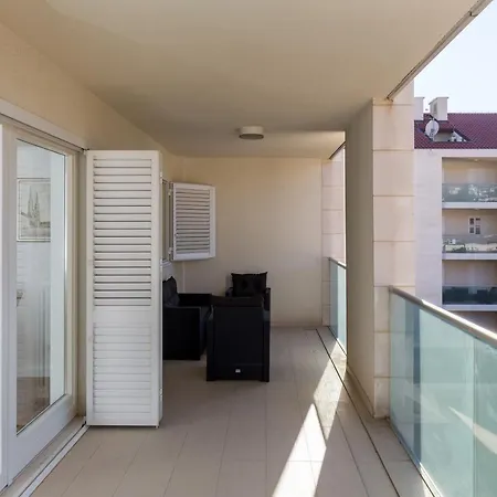 Nav Apartman *